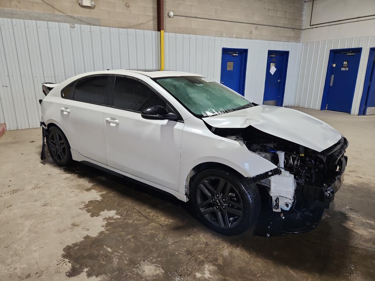 2021 KIA FORTE GT LINE photo 10