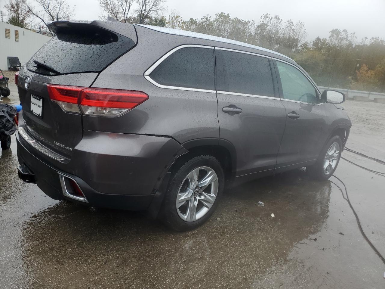 2019 TOYOTA HIGHLANDER LIMITED photo 7