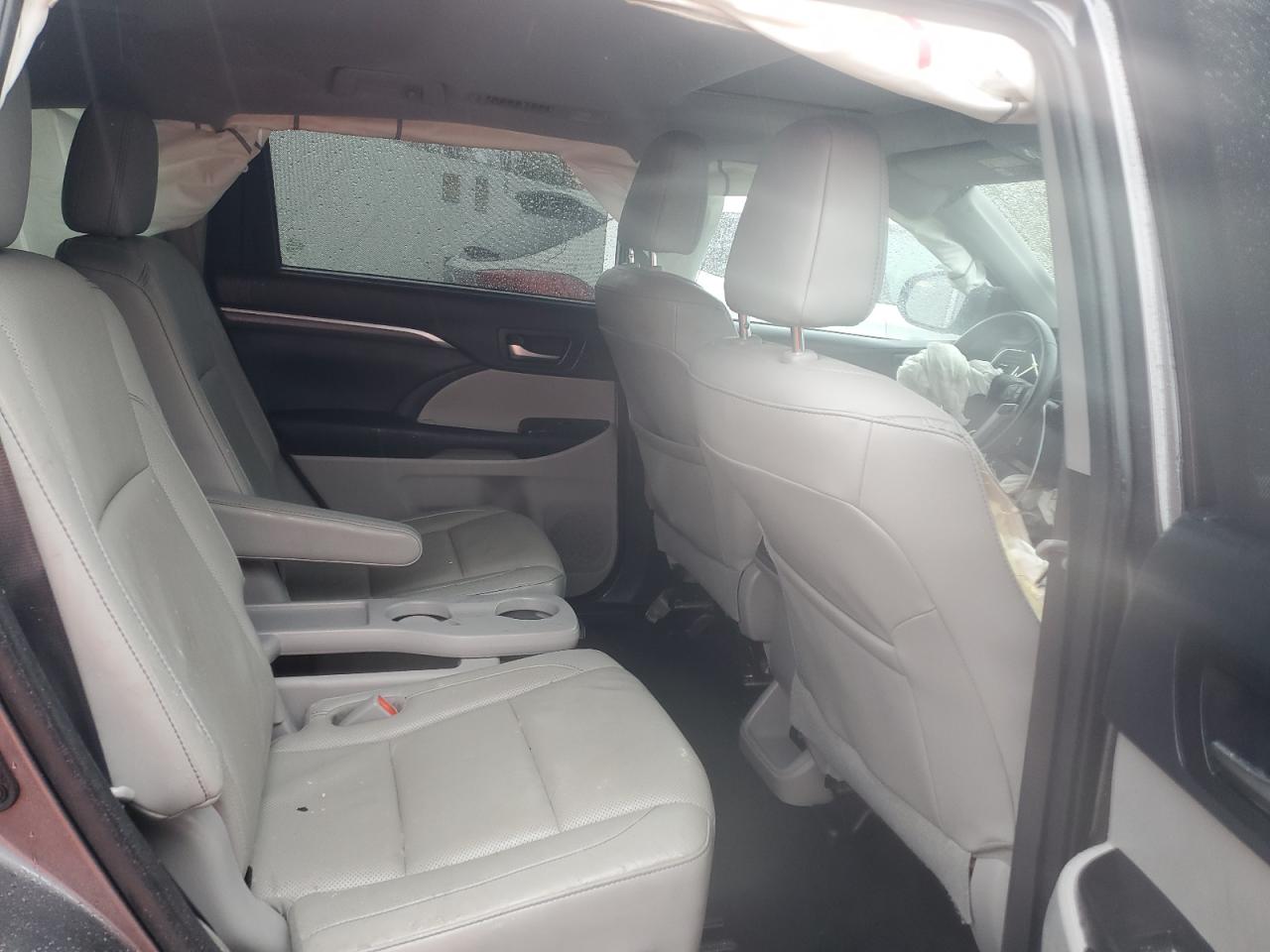 2019 TOYOTA HIGHLANDER LIMITED photo 31