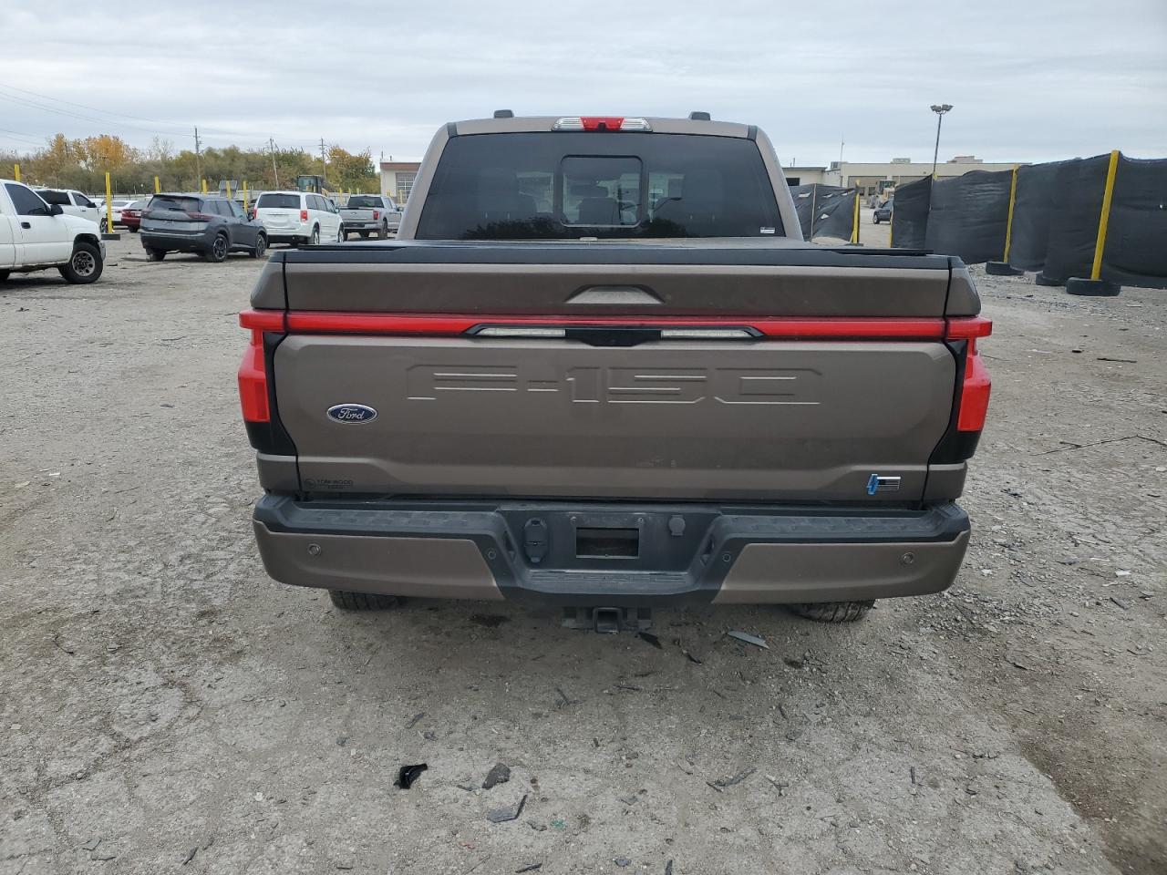 2023 FORD F150 LIGHTNING PRO photo 11