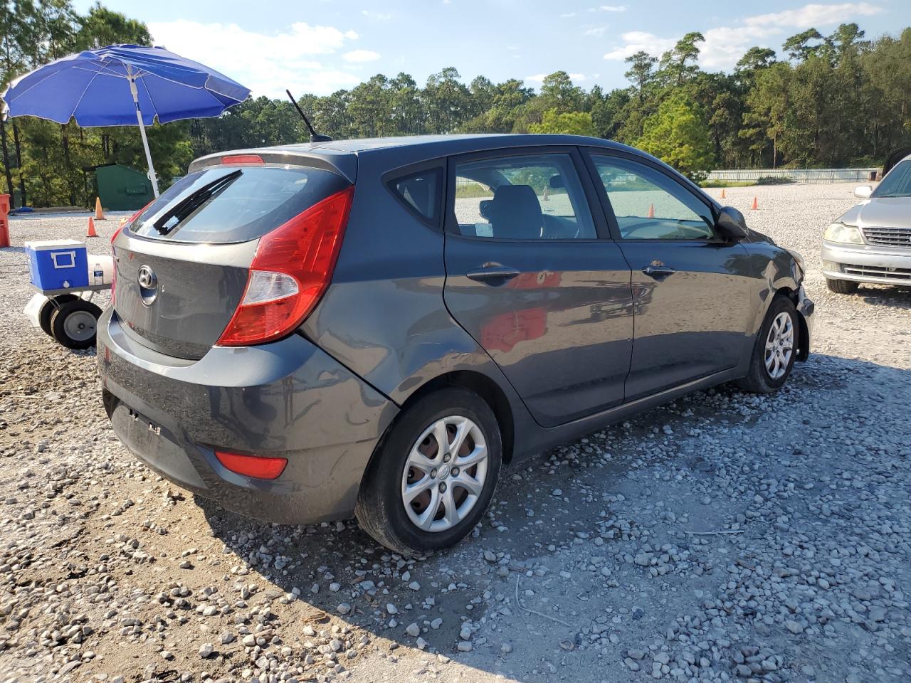 2012 HYUNDAI ACCENT photo 3