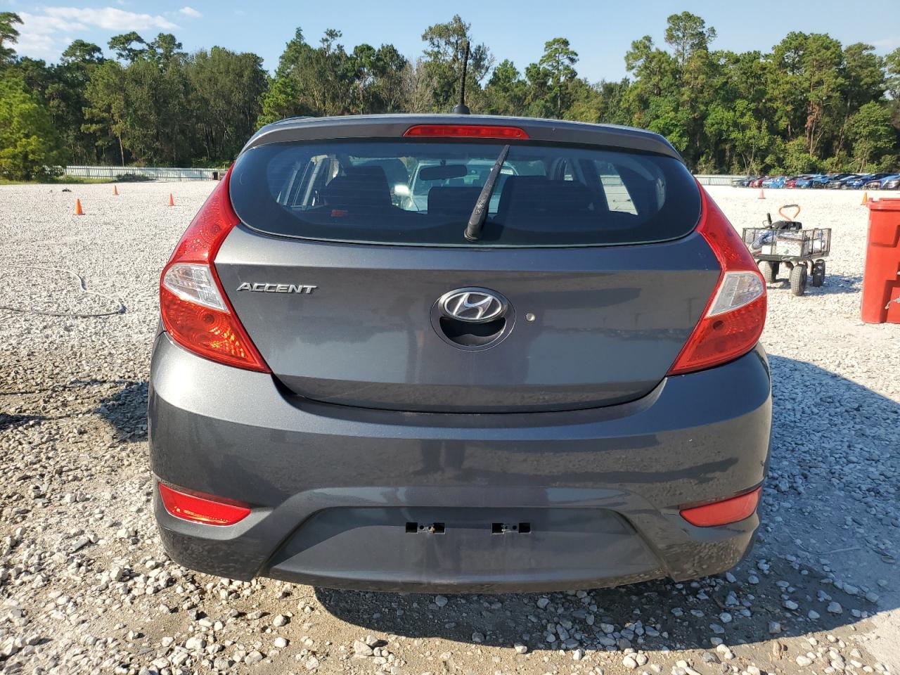 2012 HYUNDAI ACCENT photo 6