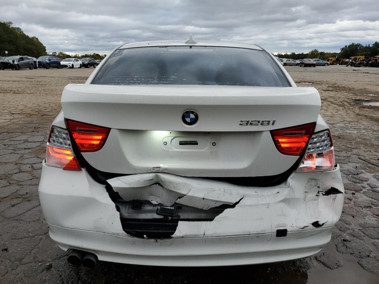 2010 BMW 328 I photo 6
