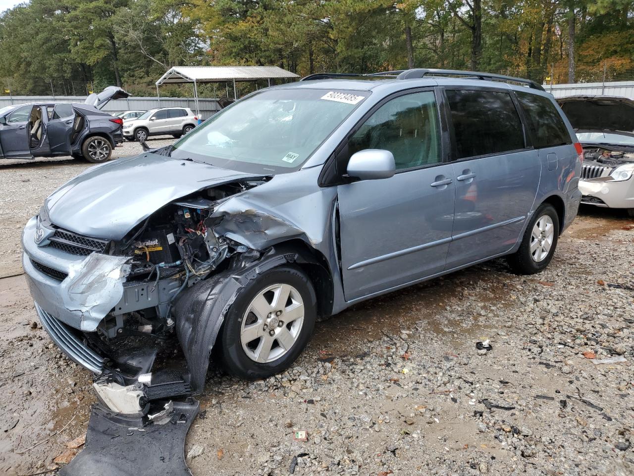 2004 TOYOTA SIENNA