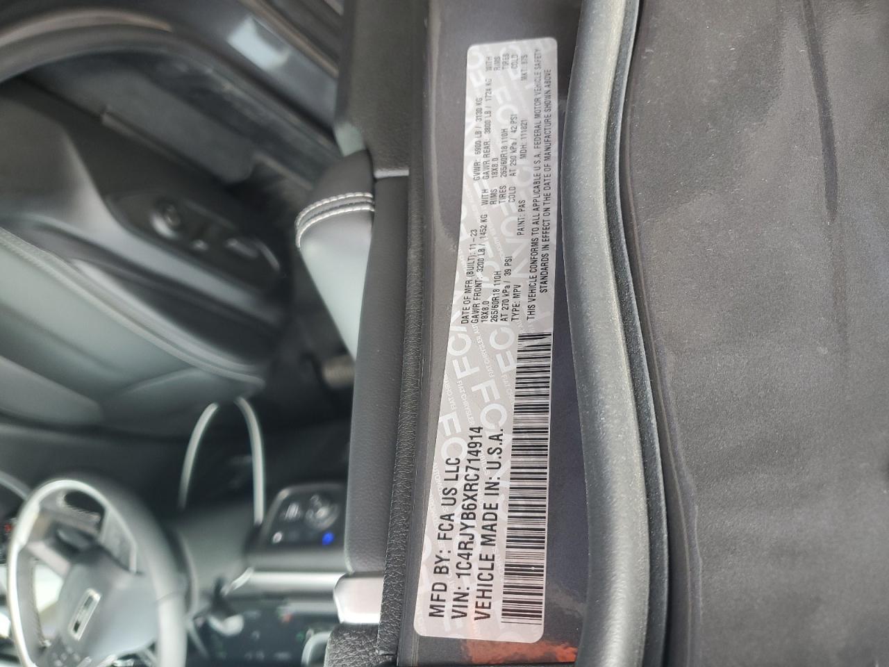 2024 JEEP GRAND CHEROKEE LIMITED 4XE photo 13