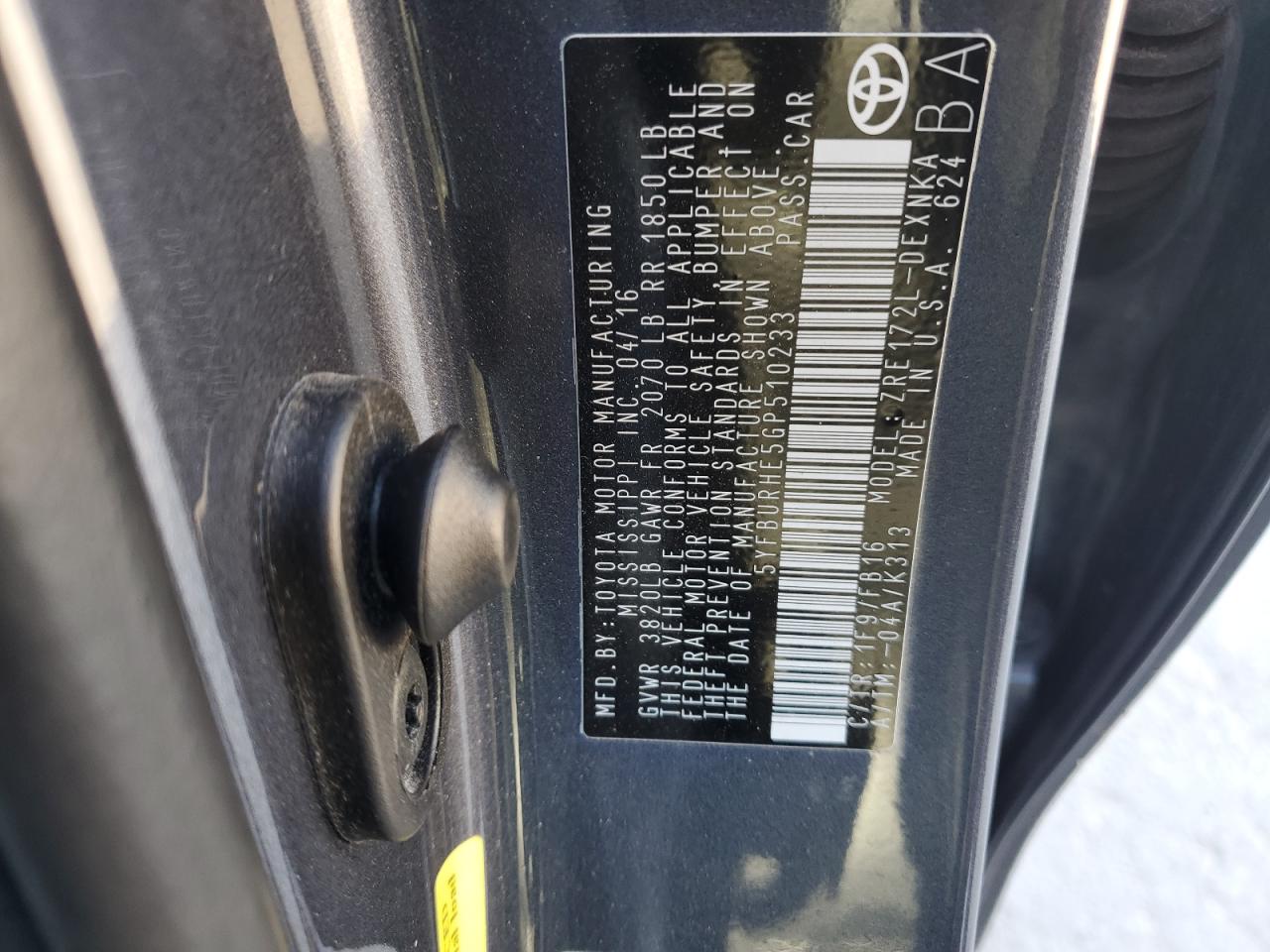 2016 TOYOTA COROLLA L photo 34