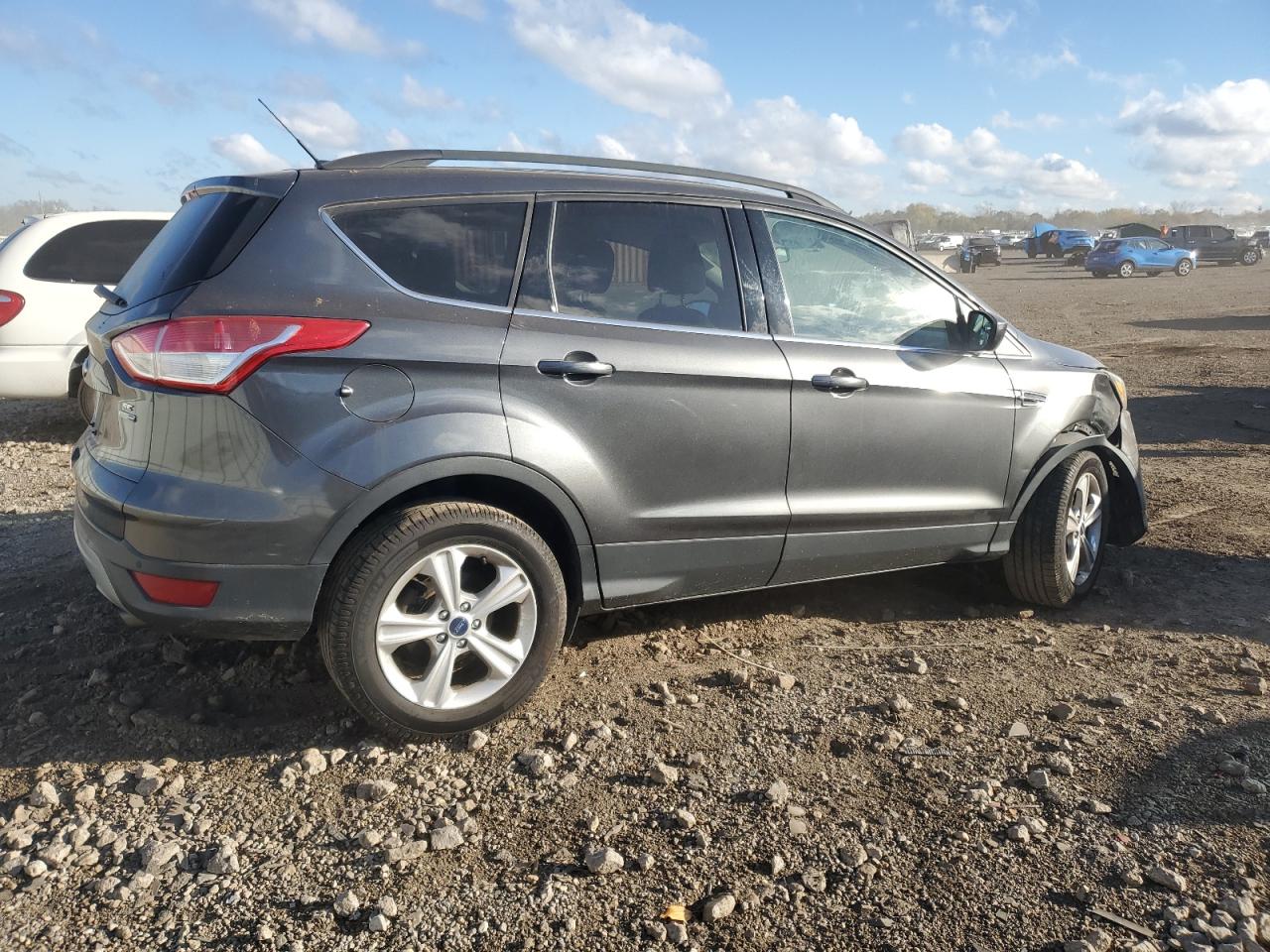 2015 FORD ESCAPE SE photo 7
