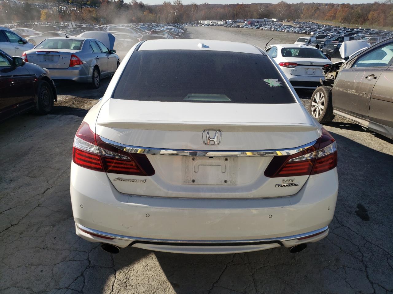 2016 HONDA ACCORD TOURING photo 11
