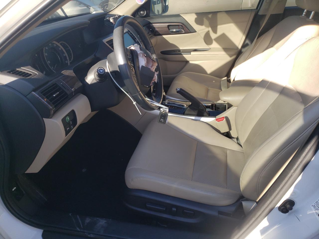 2016 HONDA ACCORD TOURING photo 13