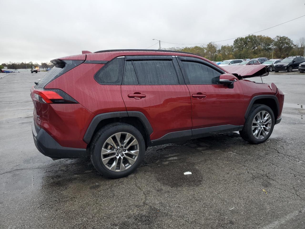 2019 TOYOTA RAV4 XLE PREMIUM photo 5