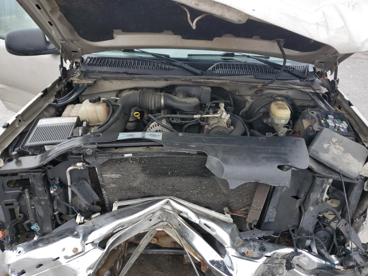 2005 CHEVROLET SILVERADO C1500 photo 11