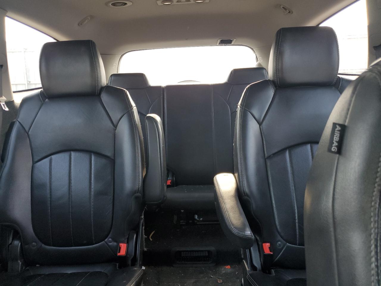 2015 BUICK ENCLAVE photo 28