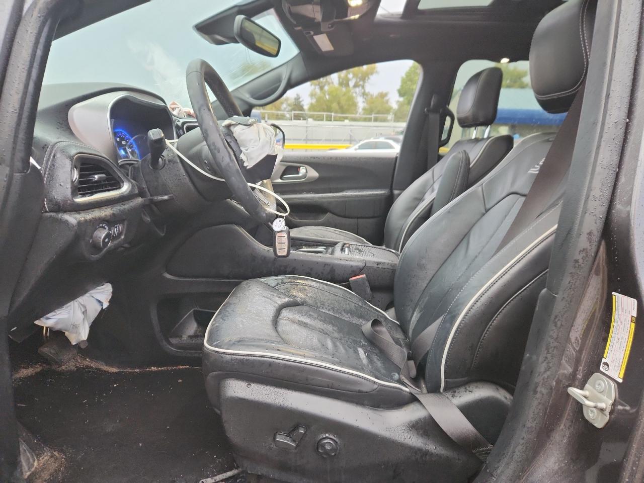 2023 CHRYSLER PACIFICA LIMITED photo 7