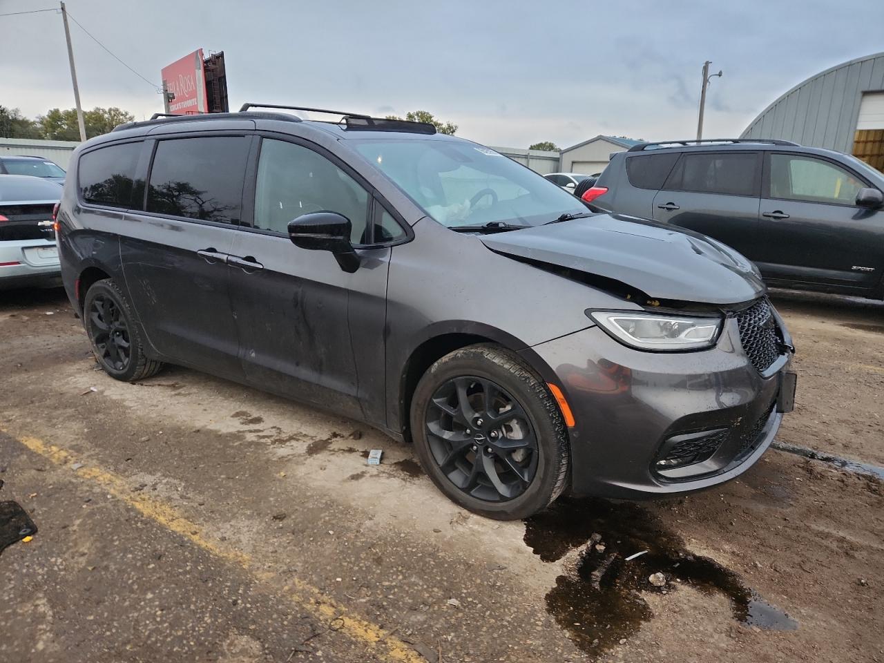 2023 CHRYSLER PACIFICA LIMITED photo 4