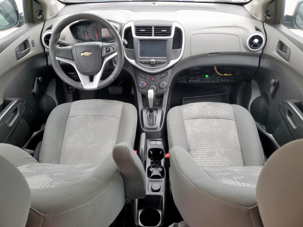 2017 CHEVROLET SONIC LS photo 15
