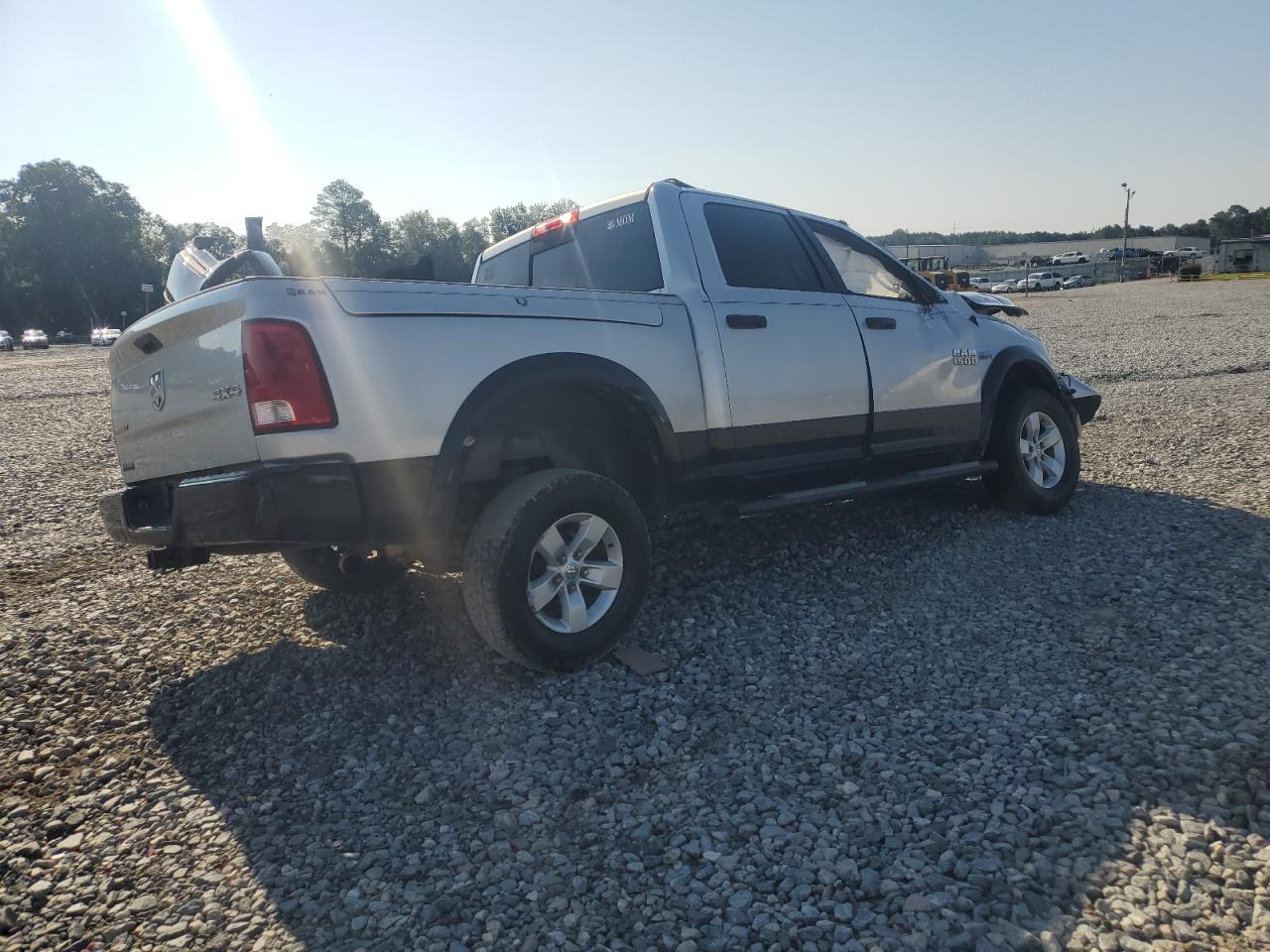 2014 RAM 1500 SLT photo 5