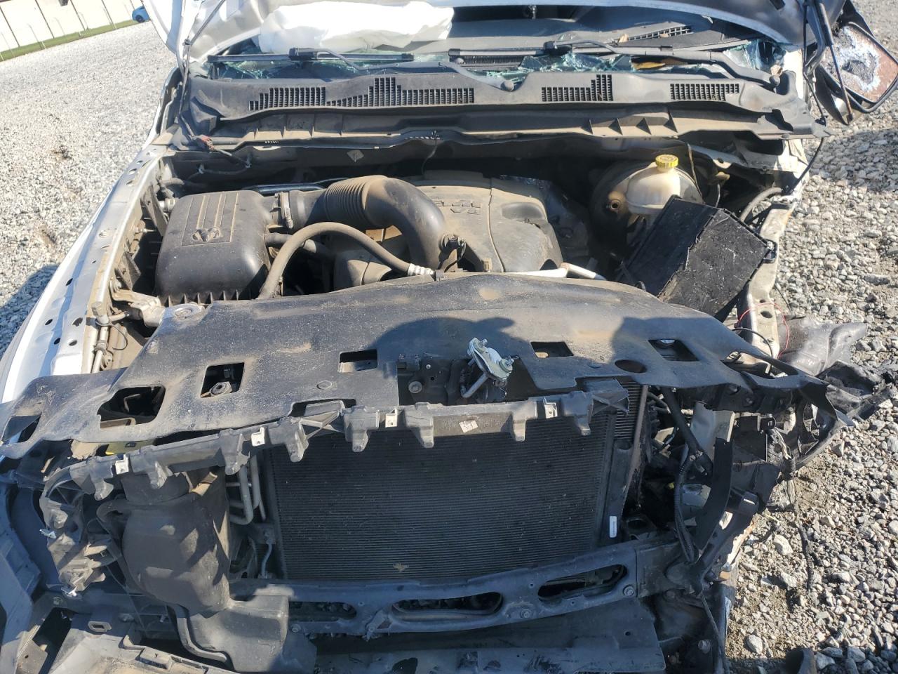 2014 RAM 1500 SLT photo 21