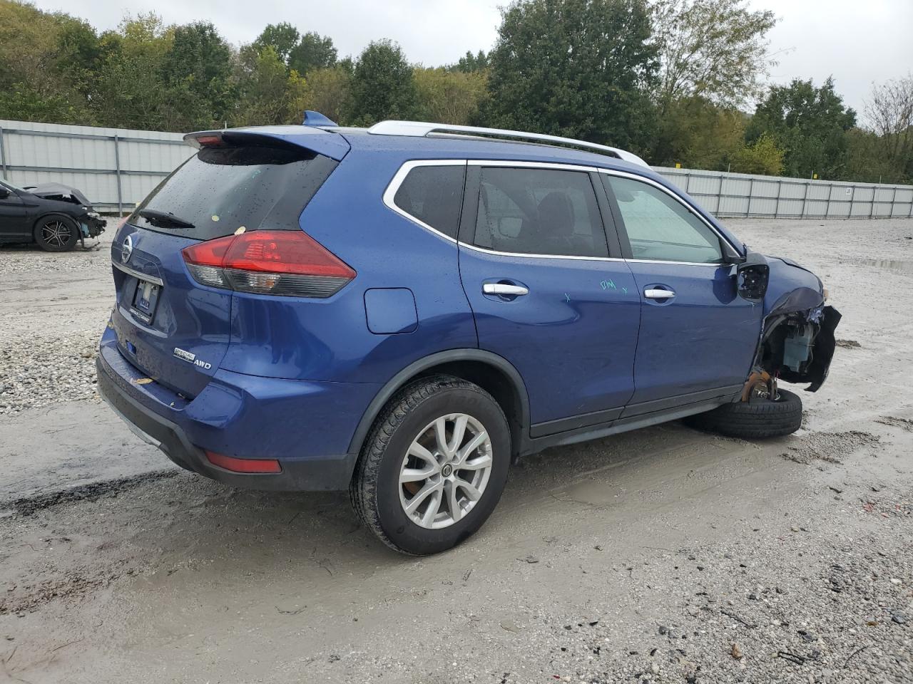 2020 NISSAN ROGUE S photo 3