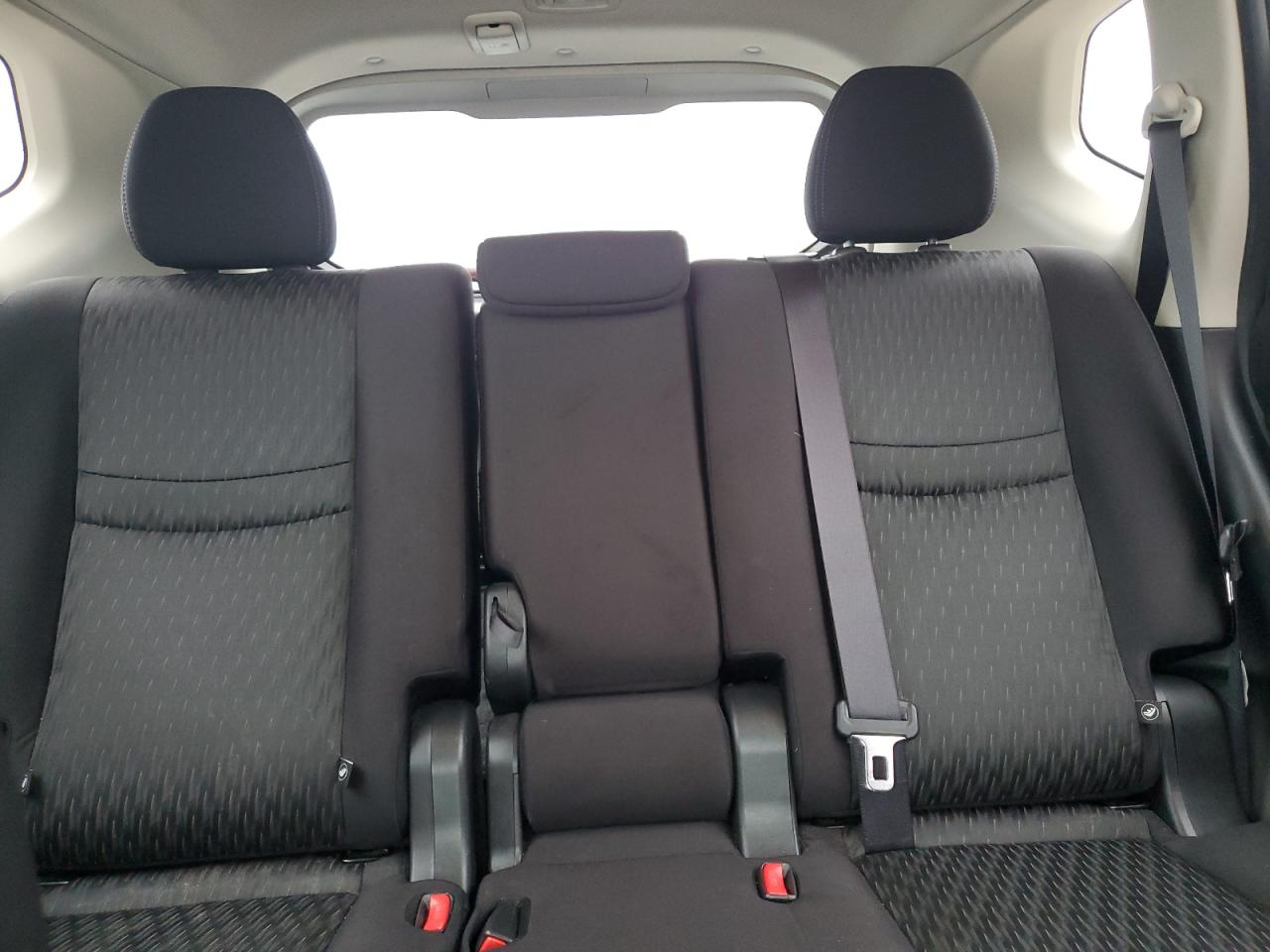 2020 NISSAN ROGUE S photo 10