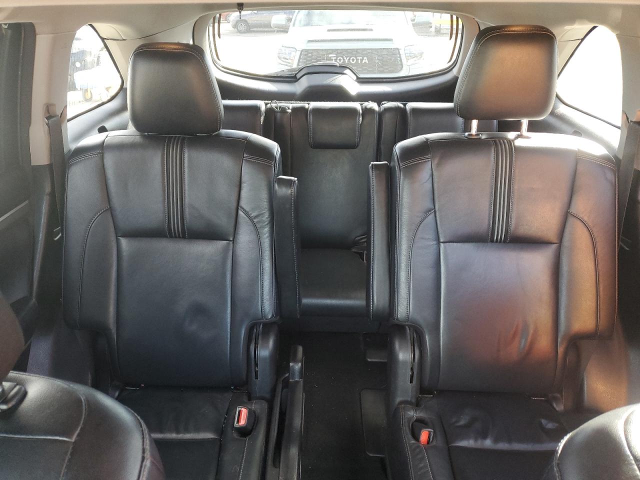2017 TOYOTA HIGHLANDER SE photo 19