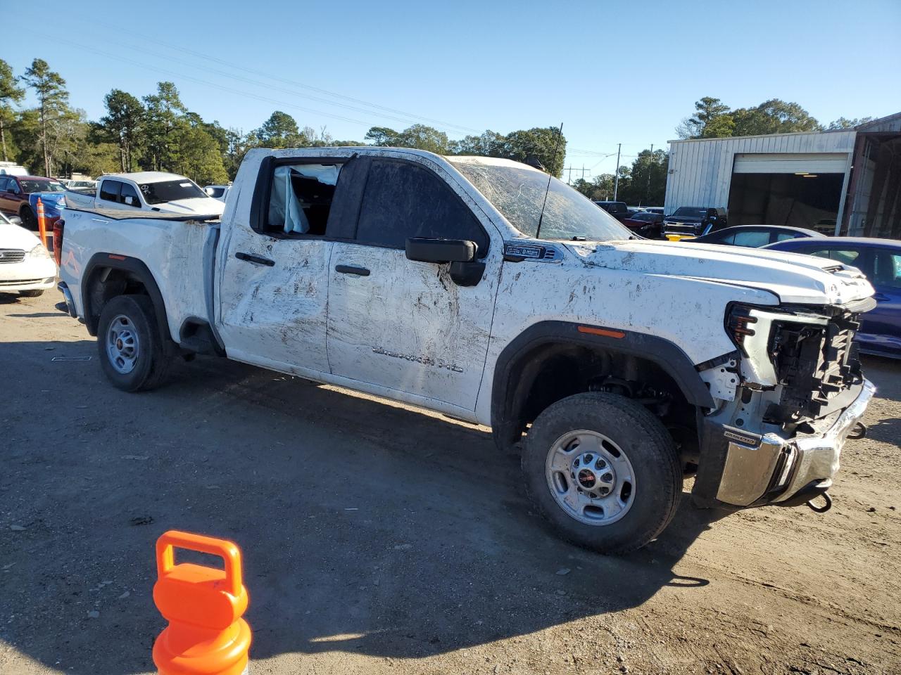 2025 GMC SIERRA K2500 HEAVY DUTY photo 4