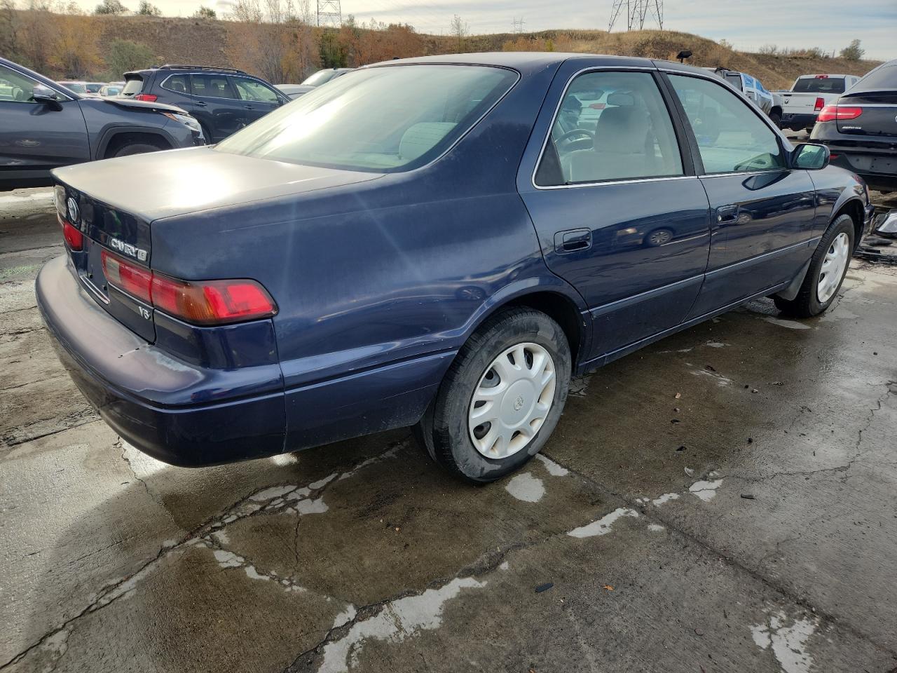 1999 TOYOTA CAMRY LE V6 photo 7
