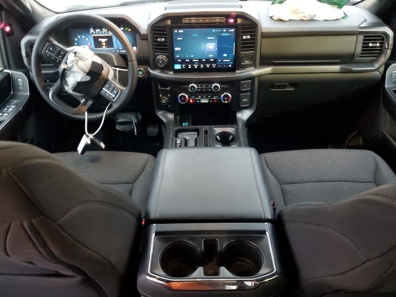 2024 FORD F150 XLT photo 15