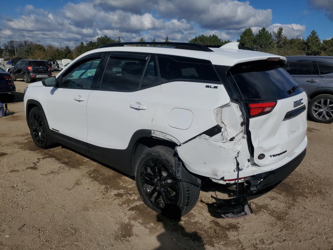 2019 GMC TERRAIN SLE photo 4