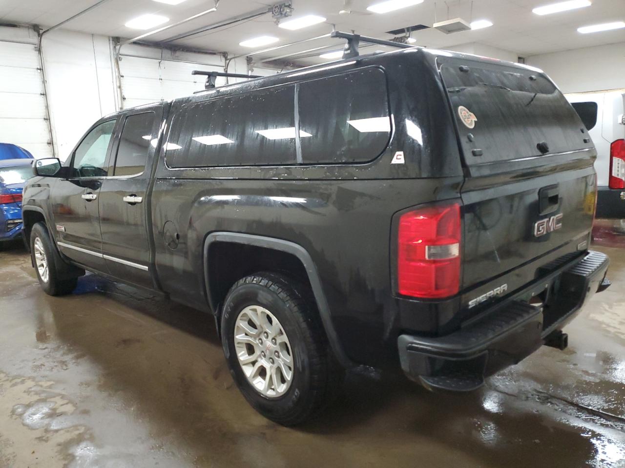 2015 GMC SIERRA K1500 SLE photo 2