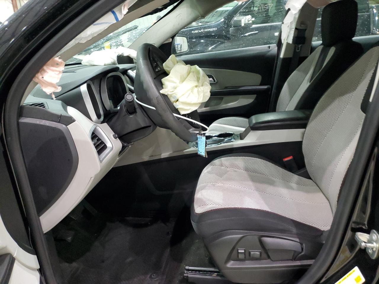 2017 CHEVROLET EQUINOX LS photo 19