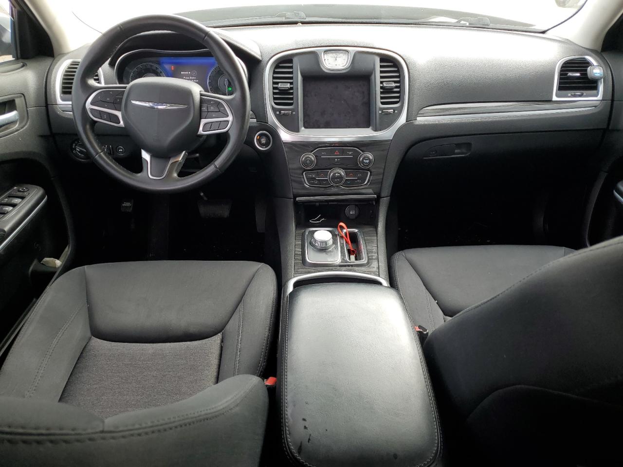 2021 CHRYSLER 300 TOURING photo 15