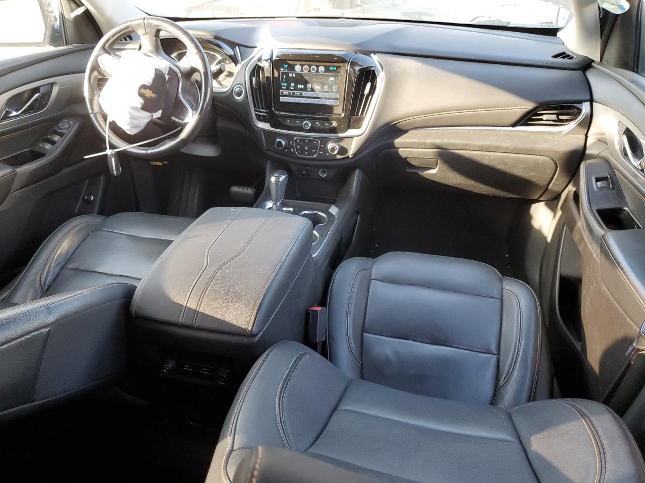 2019 CHEVROLET TRAVERSE LT photo 8
