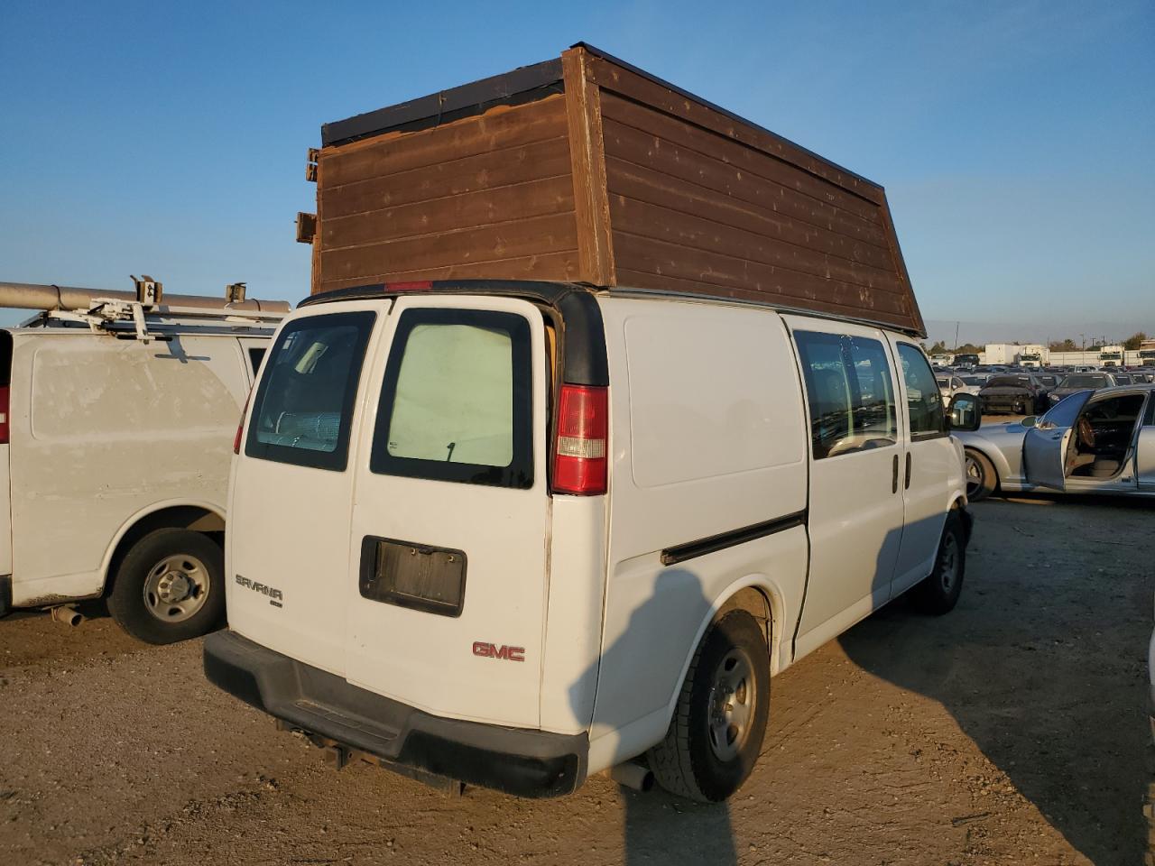 2007 GMC SAVANA 1500 RECREATIONAL VEHICLE photo 3