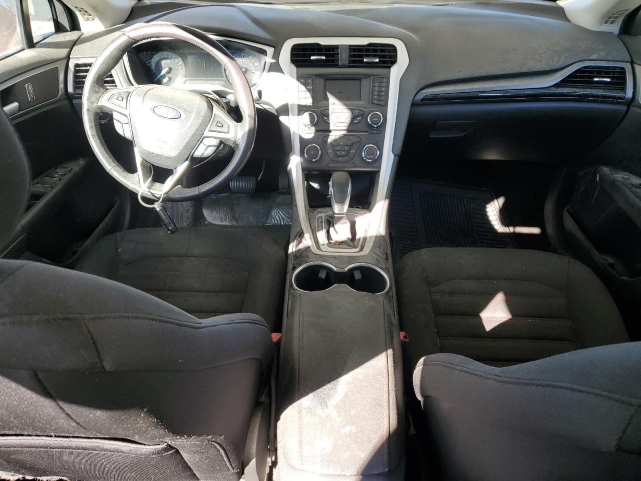 2015 FORD FUSION SE photo 8
