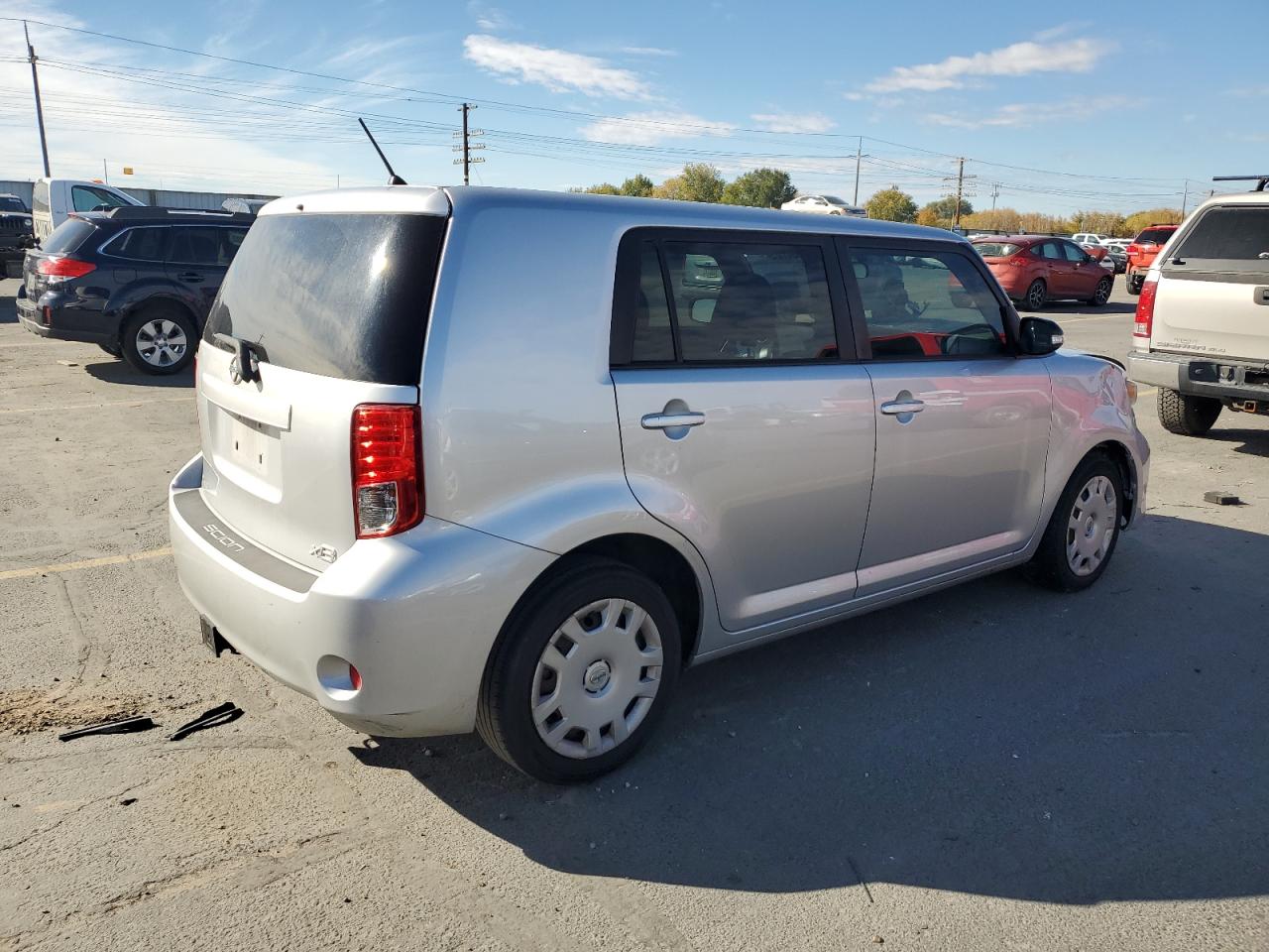 2011 TOYOTA SCION photo 3