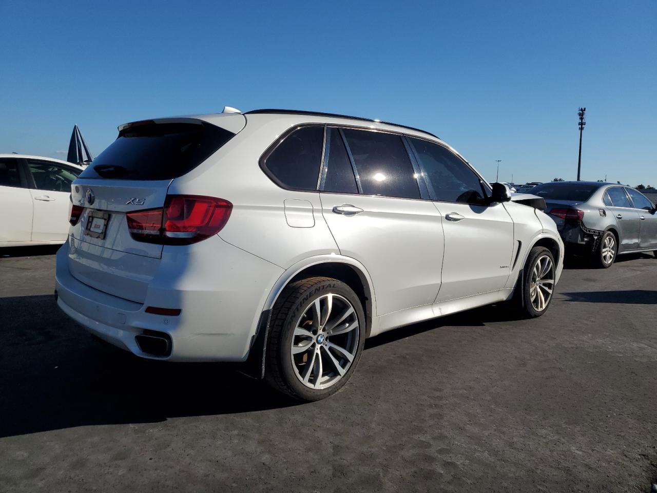 2016 BMW X5 XDRIVE35I photo 3