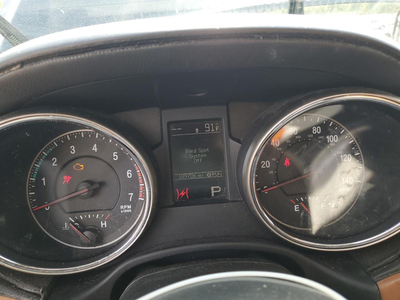 2011 JEEP GRAND CHEROKEE OVERLAND photo 17
