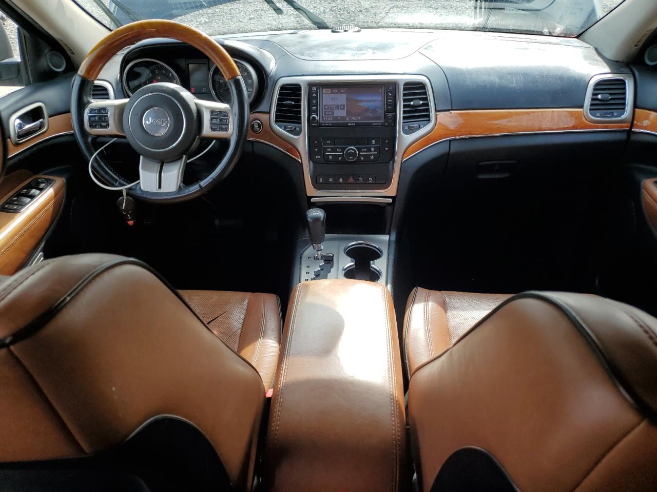 2011 JEEP GRAND CHEROKEE OVERLAND photo 15