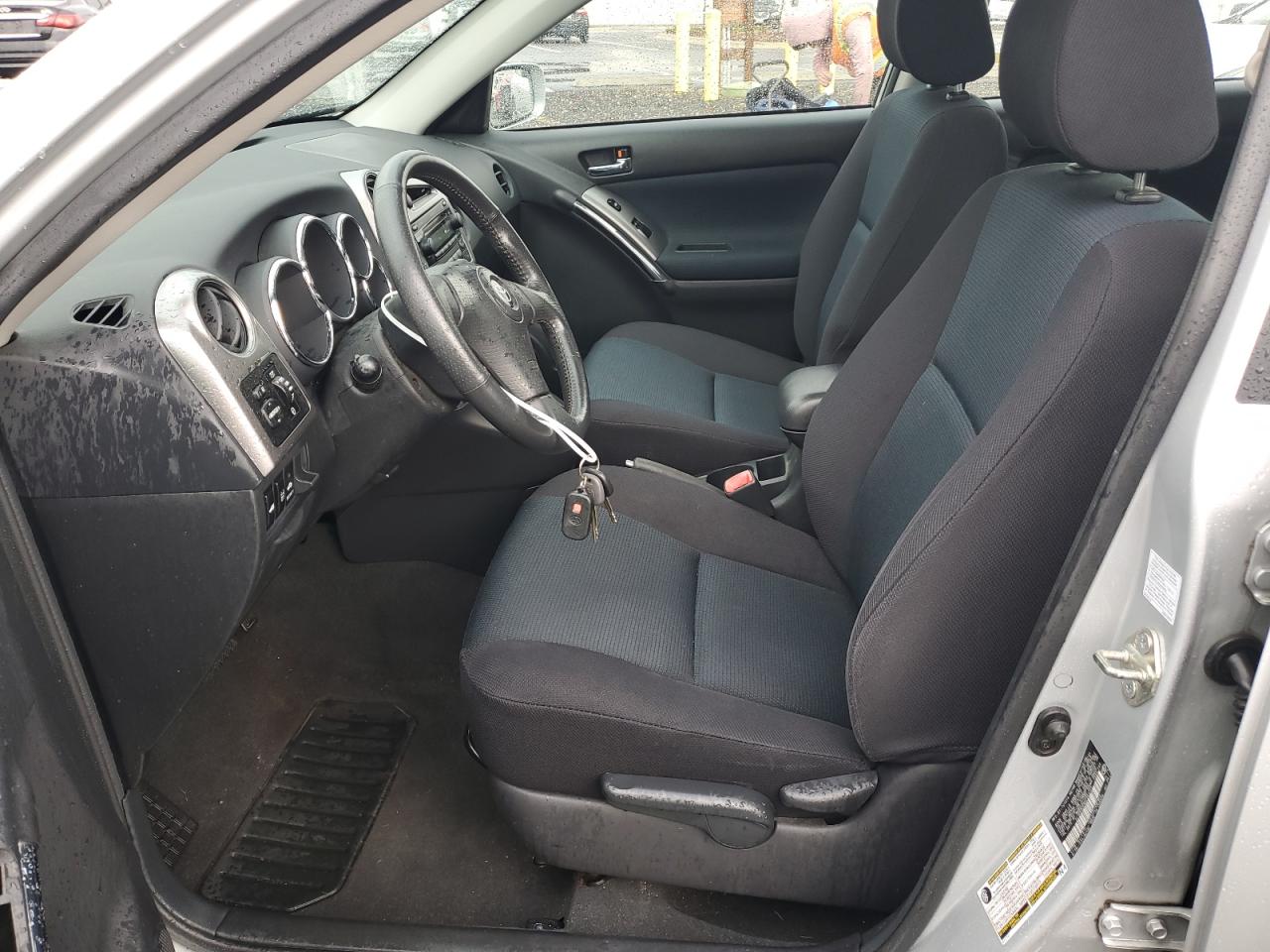 2005 TOYOTA COROLLA MATRIX photo 13