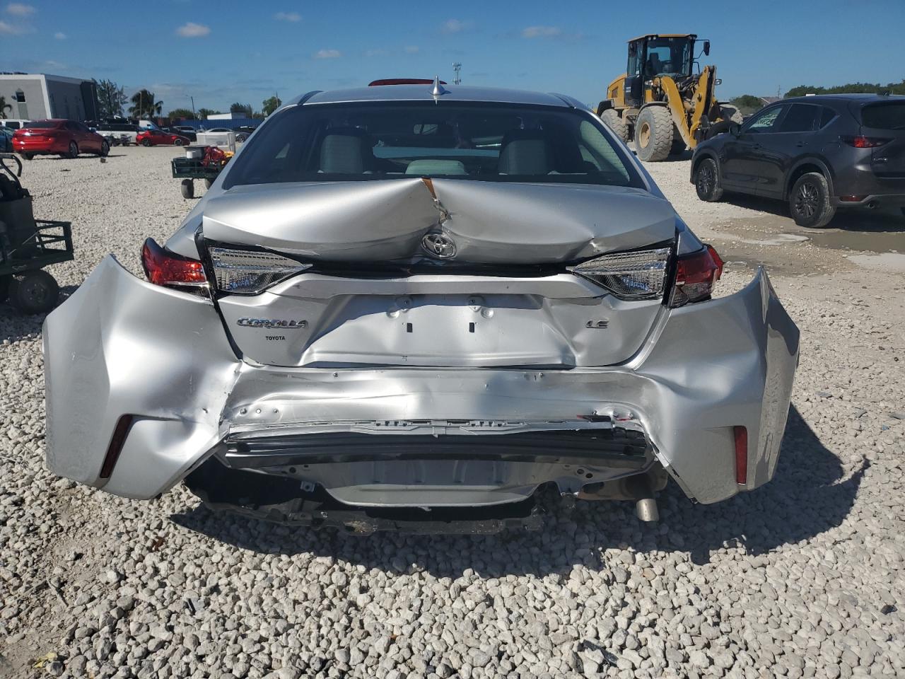 2022 TOYOTA COROLLA LE photo 11