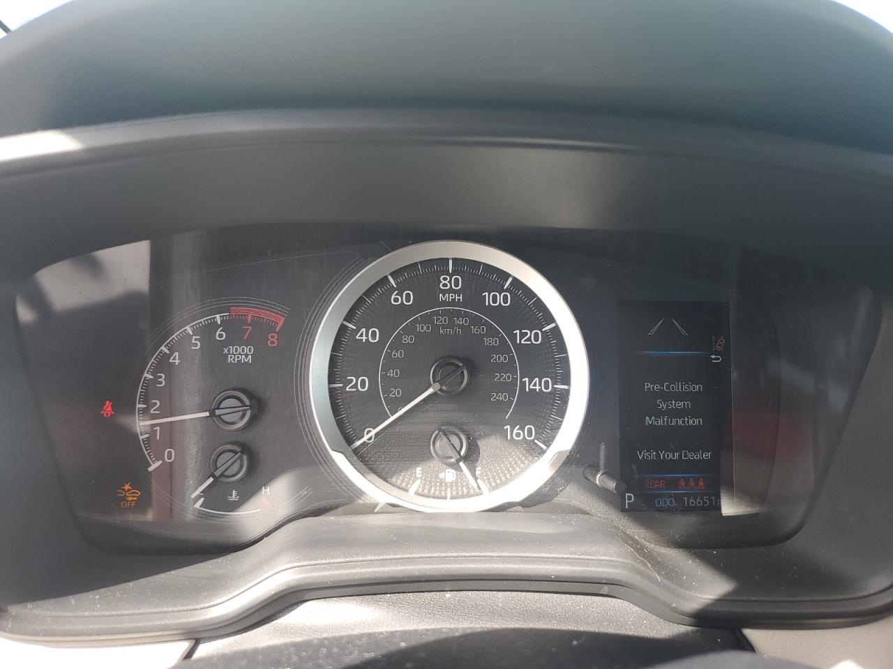 2022 TOYOTA COROLLA LE photo 17