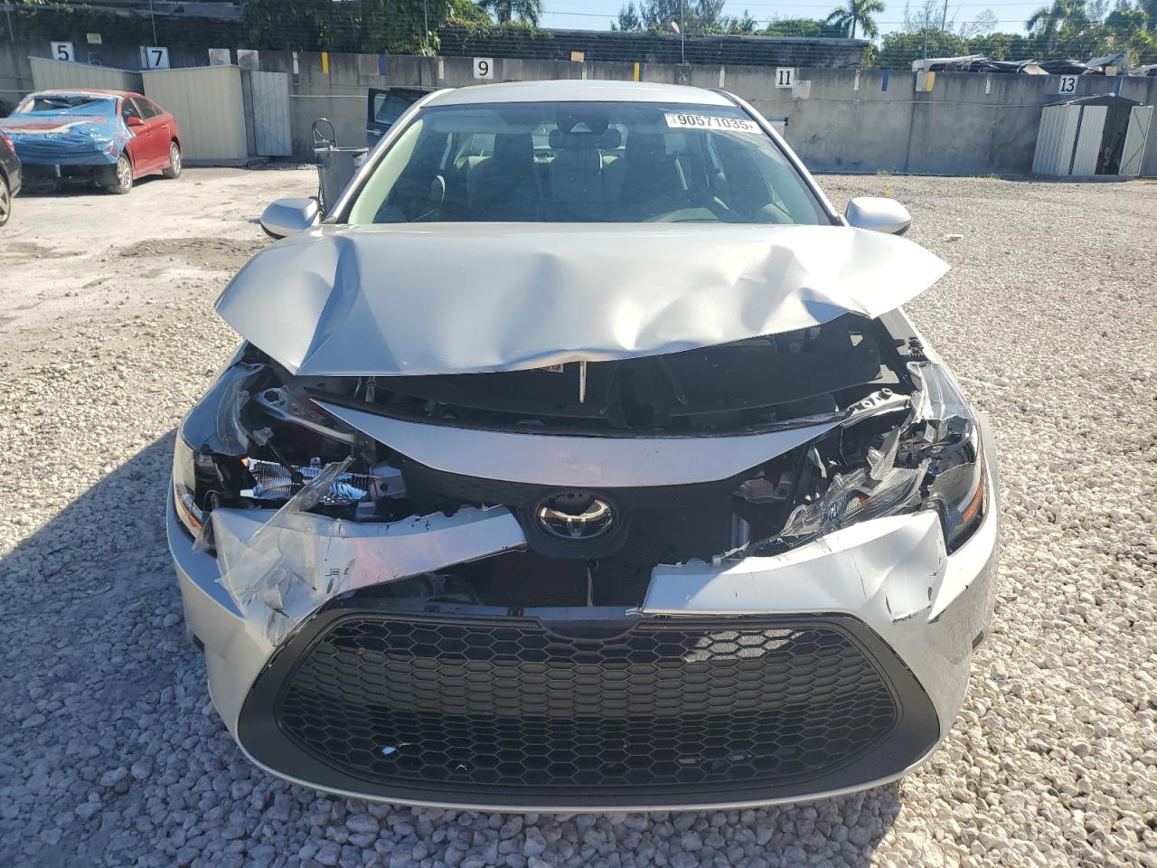 2022 TOYOTA COROLLA LE photo 9