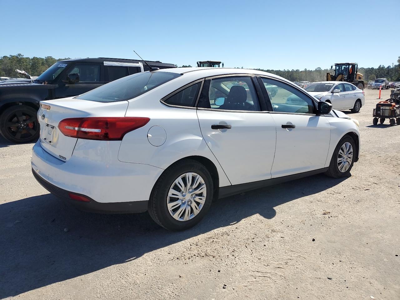2015 FORD FOCUS S photo 5