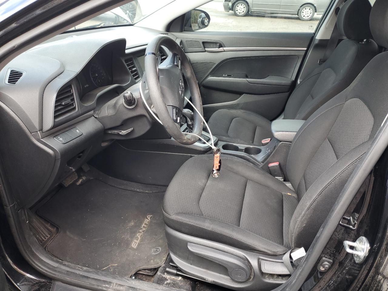 2019 HYUNDAI ELANTRA SE photo 7