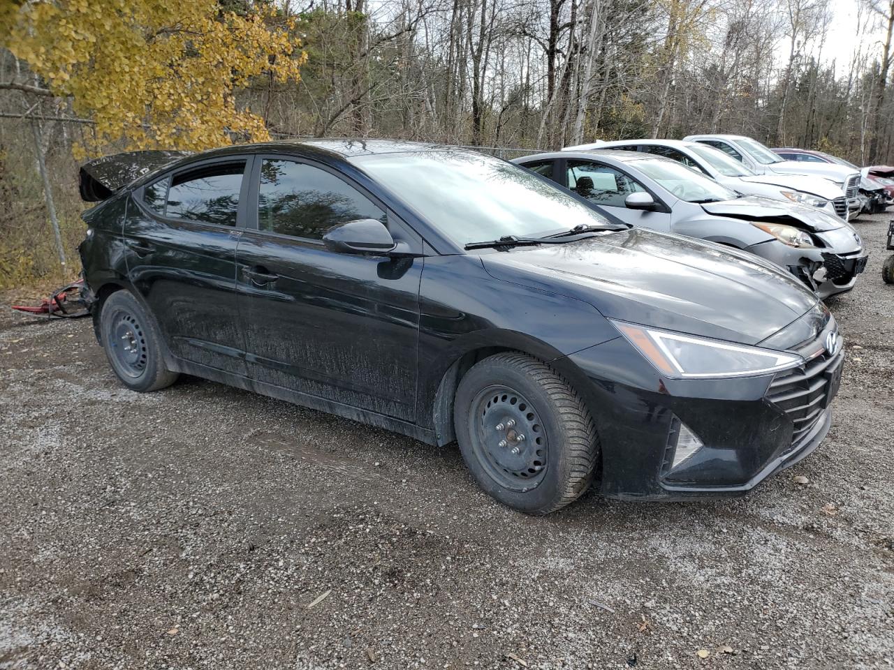2019 HYUNDAI ELANTRA SE photo 4
