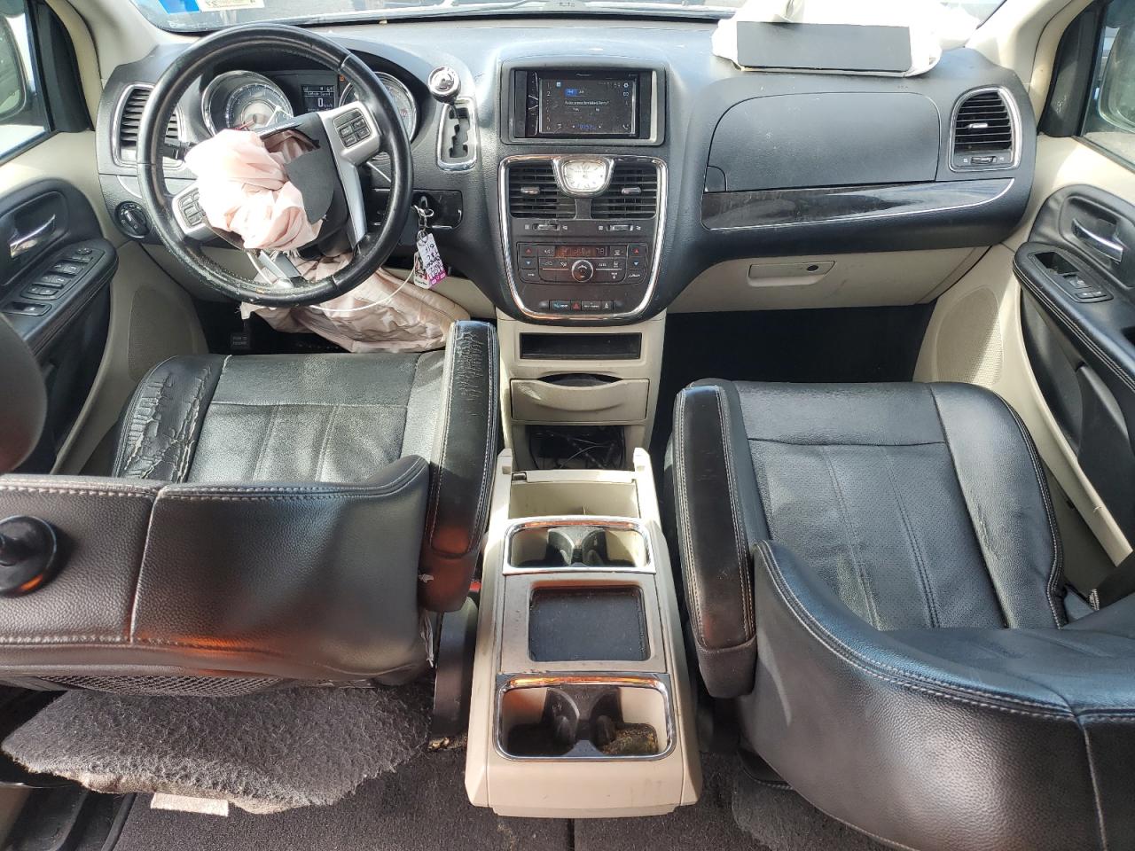 2012 CHRYSLER TOWN & COUNTRY TOURING photo 15