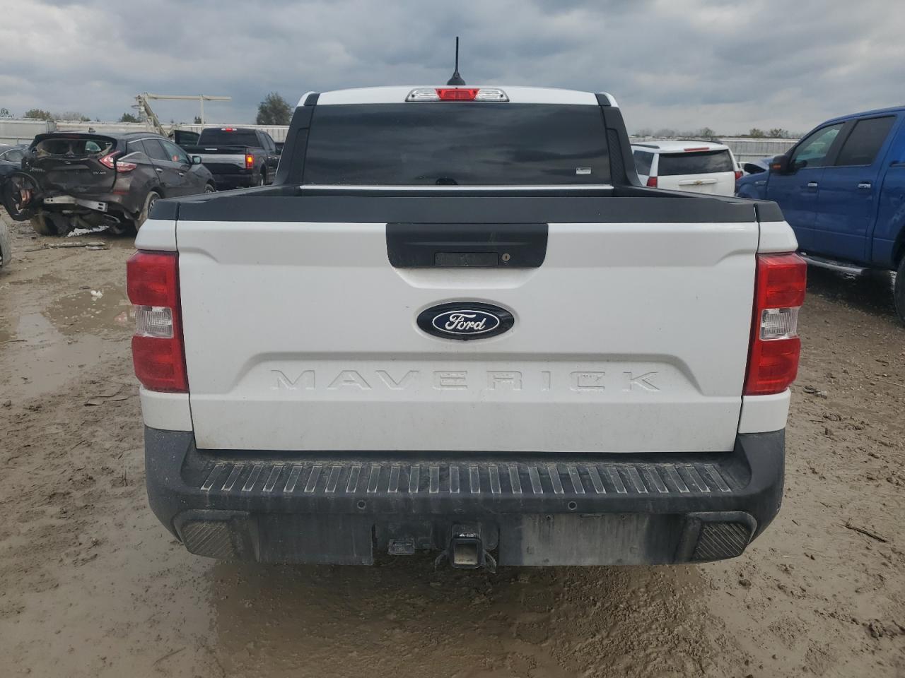 2025 FORD MAVERICK XLT photo 11