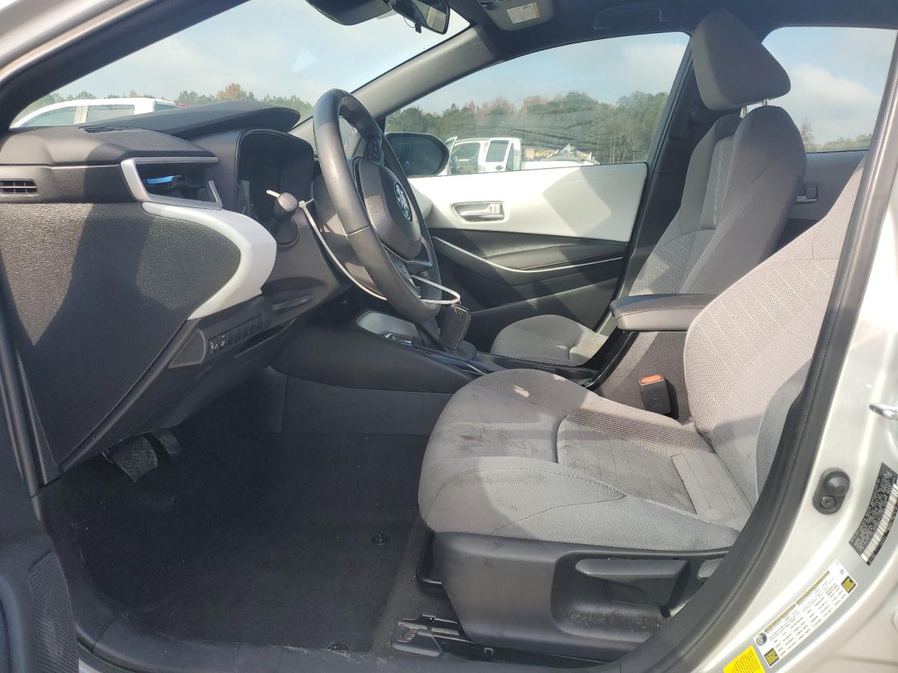 2025 TOYOTA COROLLA SE photo 13