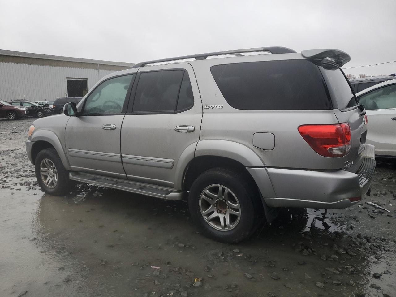 2006 TOYOTA SEQUOIA LIMITED photo 2