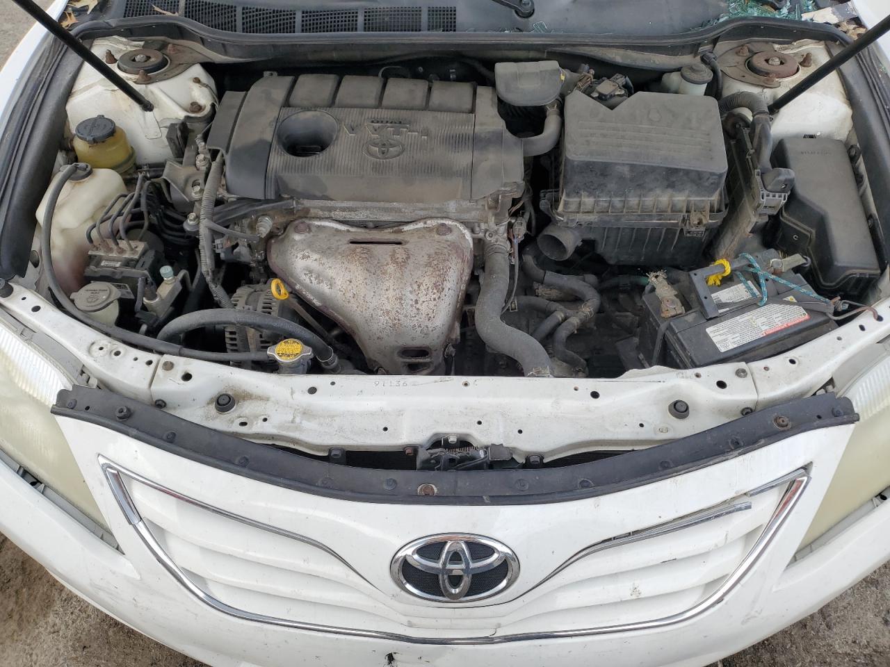 2011 TOYOTA CAMRY BASE photo 31